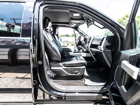 Used 2018 Ford F150 Lariat w/ Equipment Group 502A Luxury AWD/4WD image 37