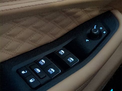 New 2025 Jeep Grand Cherokee Summit image 26