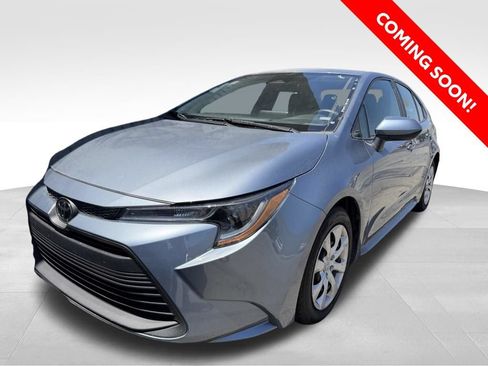 Certified 2024 Toyota Corolla LE FWD image 1