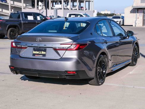 Used 2025 Toyota Camry SE FWD image 4