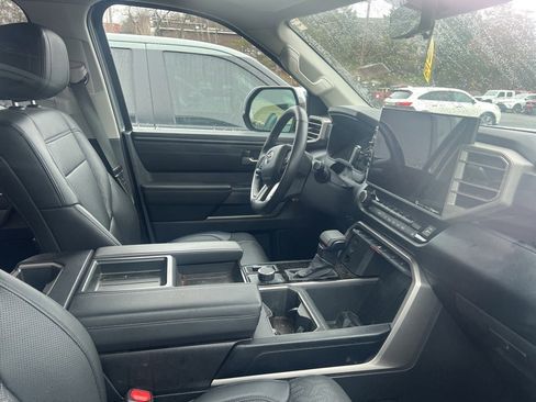 Used 2022 Toyota Tundra SR5 image 7