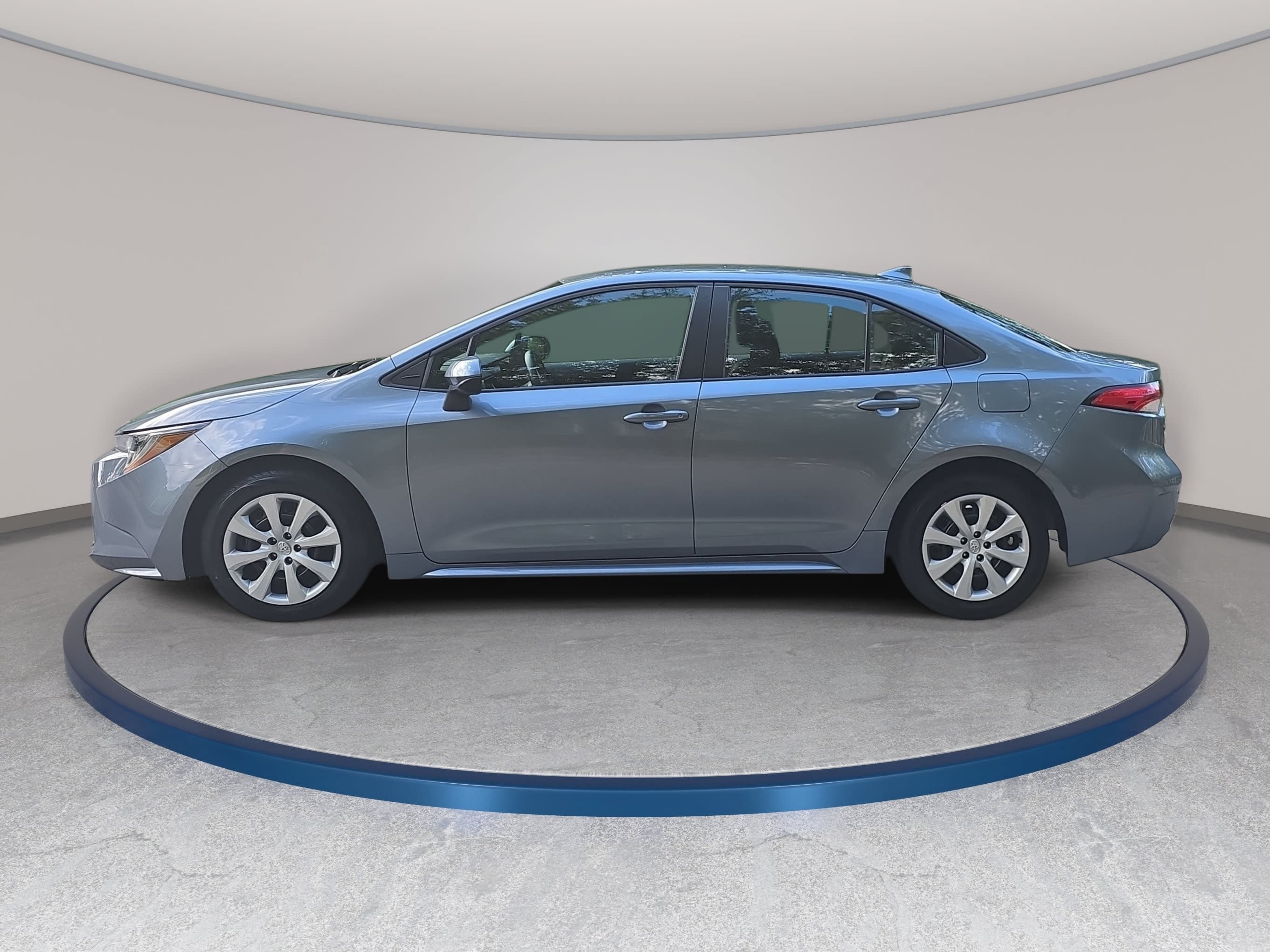 Used 2023 Toyota Corolla LE FWD image 8