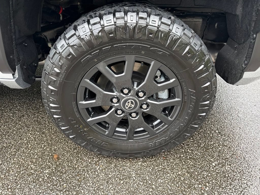 Used 2026 Toyota 4Runner SR5 AWD/4WD image 20