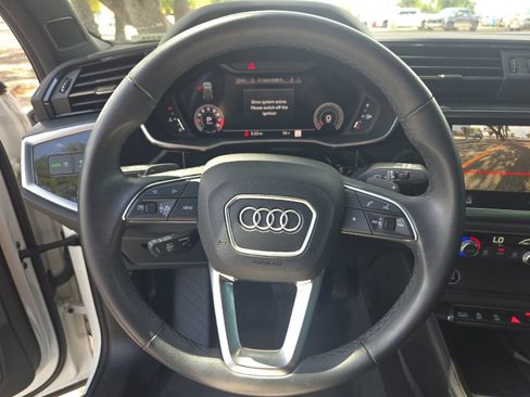 Used 2024 Audi Q3 2.0T Premium Plus w/ Premium Plus Package AWD/4WD image 23