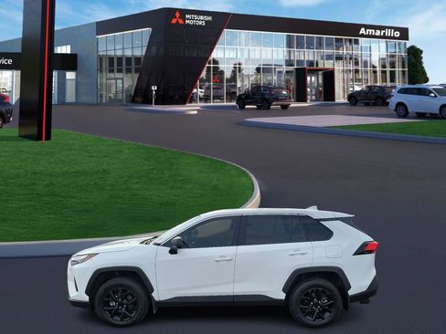 Used 2024 Toyota RAV4 LE image 2