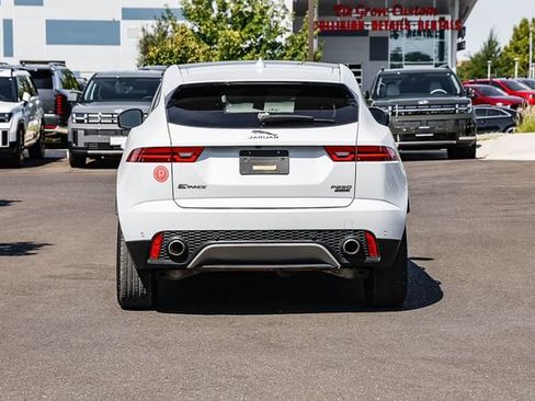 Used 2018 Jaguar E-PACE SE AWD/4WD image 4