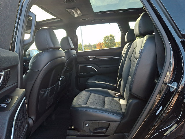 Used 2023 Kia Telluride SX Prestige X-Pro AWD/4WD image 10