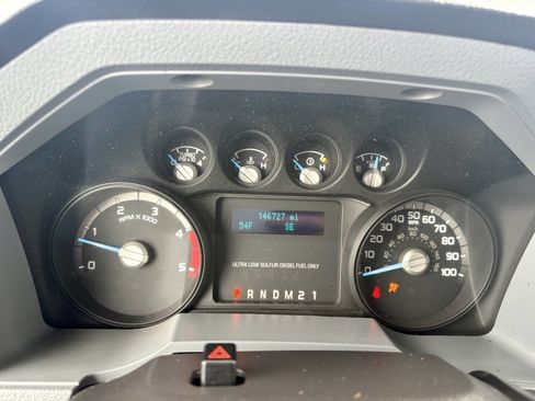 Used 2016 Ford F550 4x4 Regular Cab Super Duty image 5