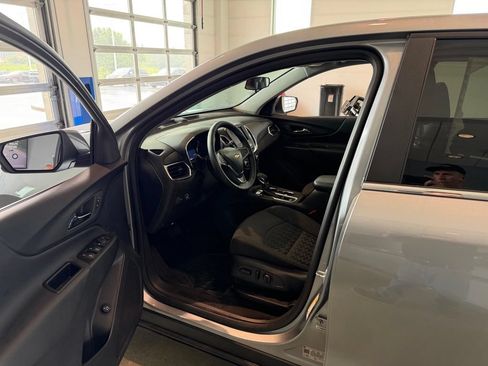 Used 2024 Chevrolet Equinox LT w/ LPO, Floor Liner Package FWD image 24