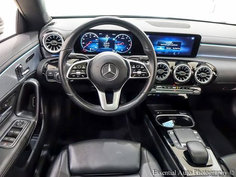 Used 2022 Mercedes-Benz CLA 250 4MATIC w/ Premium Package image 18