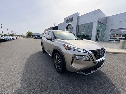 Used 2023 Nissan Rogue SL AWD/4WD image 1