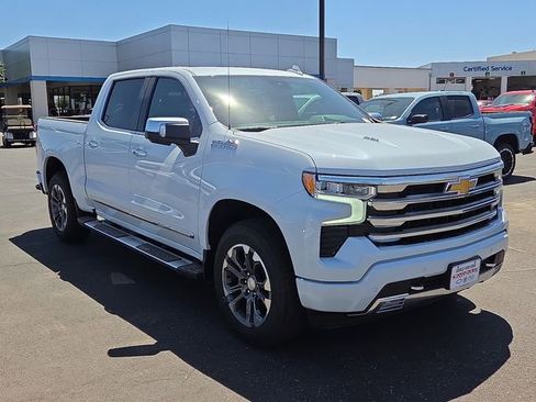 New 2026 Chevrolet Silverado 1500 High Country w/ Z71 Off-Road Package AWD/4WD image 5