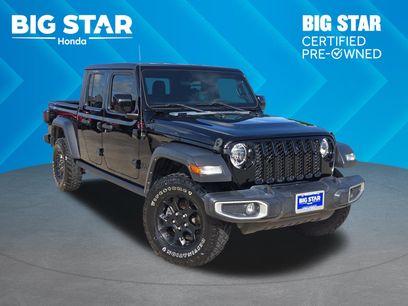 Used 2023 Jeep Gladiator Sport w/ Off Road Group