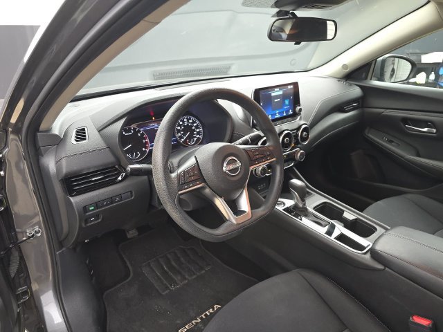Used 2024 Nissan Sentra SV FWD image 14