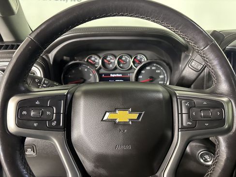 Used 2022 Chevrolet Silverado 3500 LTZ image 12