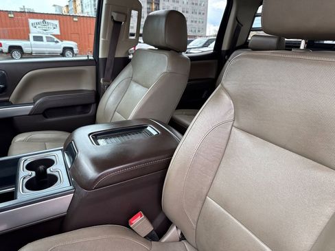 Used 2018 Chevrolet Silverado 2500 LTZ w/ Duramax Plus Package image 28