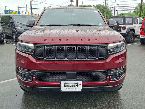 Used 2023 Jeep Wagoneer Series II AWD/4WD image 35