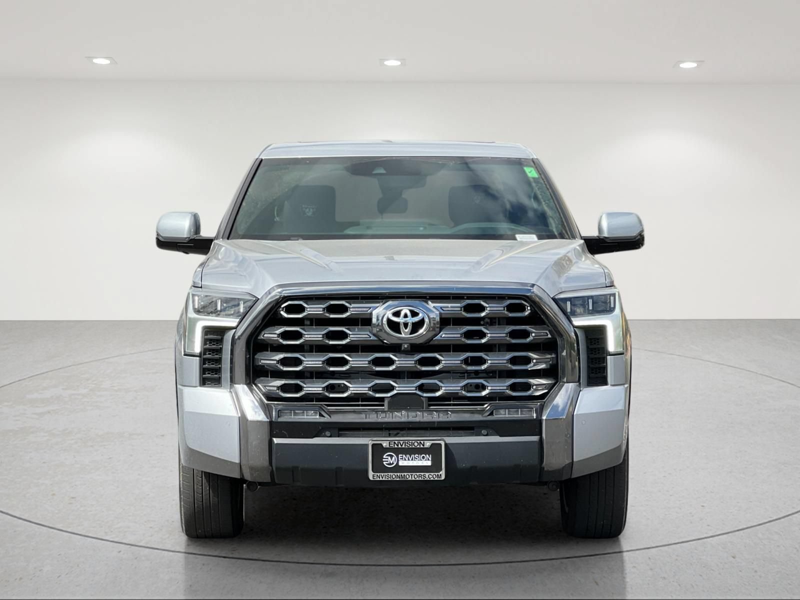 Used 2024 Toyota Tundra Platinum AWD/4WD image 8