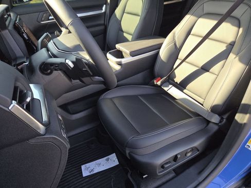 New 2026 GMC Terrain Elevation w/ Elevation Premium Package FWD image 24
