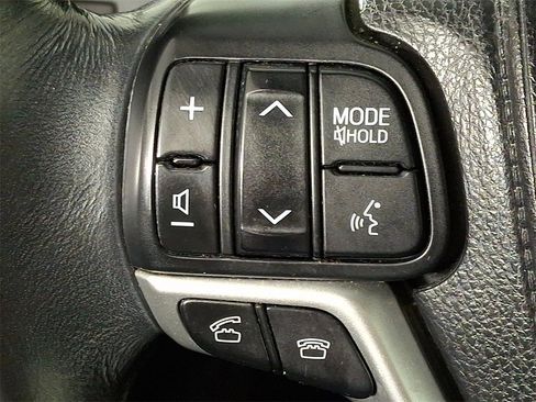 Used 2014 Toyota Highlander XLE image 21