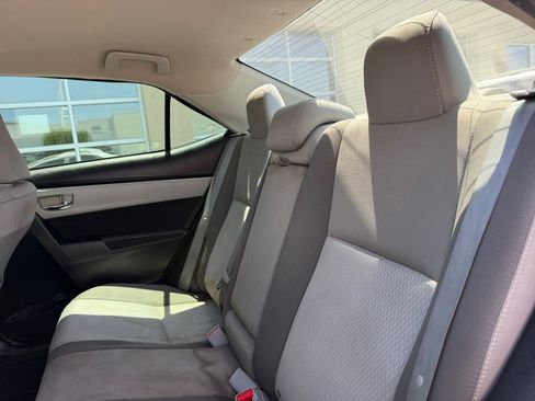 Used 2019 Toyota Corolla LE FWD image 17