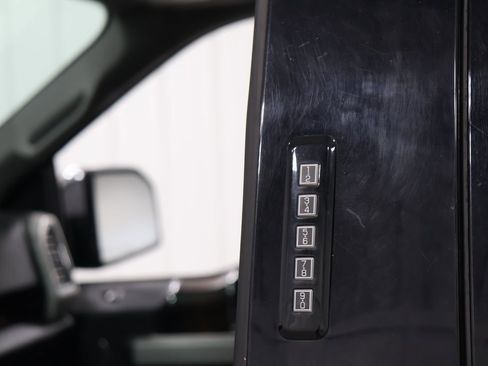 Used 2016 Ford F150 Lariat w/ Equipment Group 502A Luxury image 32