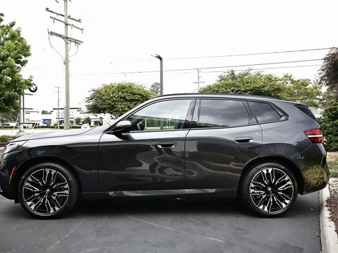 Used 2025 BMW X3 xDrive30i w/ M Sport Package image 11