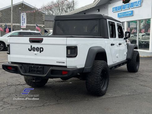 Used 2020 Jeep Gladiator Sport w/ Quick Order Package 23S image 9