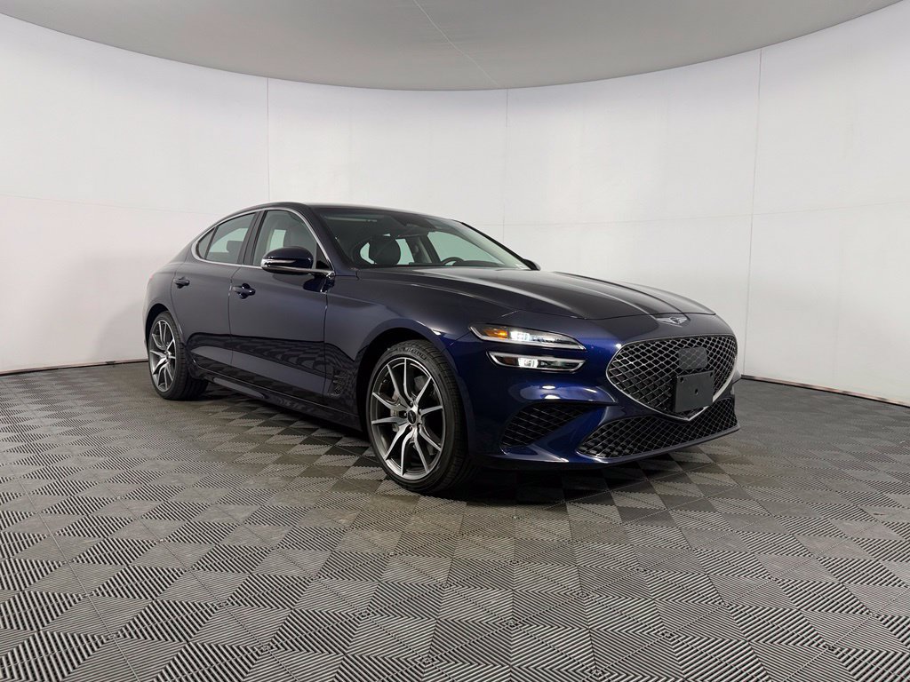 Used 2026 Genesis G70 2.5T RWD image 4