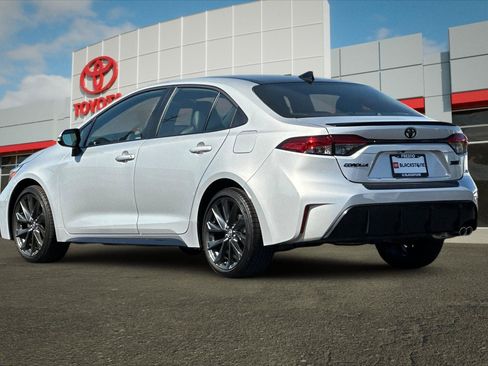 Certified 2026 Toyota Corolla XSE w/ Carpet Mat Package (TMS) FWD image 5