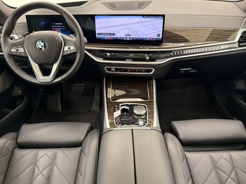 Used 2024 BMW X5 xDrive50e w/ Premium Package AWD/4WD image 15