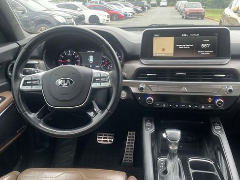 Certified 2021 Kia Telluride SX w/ SX Prestige Package AWD/4WD image 22