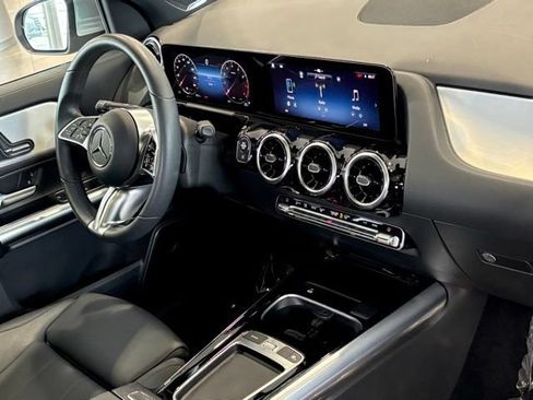 Certified 2026 Mercedes-Benz GLA 250 image 37