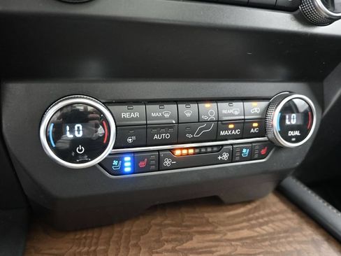 Used 2020 Ford Expedition Platinum AWD/4WD image 9