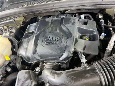 Used 2022 Jeep Grand Cherokee L Overland w/ Advanced Protech Group III AWD/4WD image 33