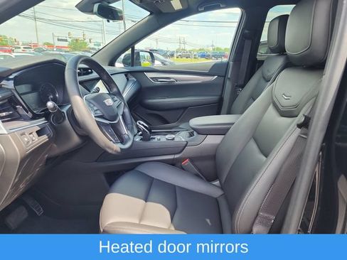 Used 2022 Cadillac XT5 Luxury AWD/4WD image 9