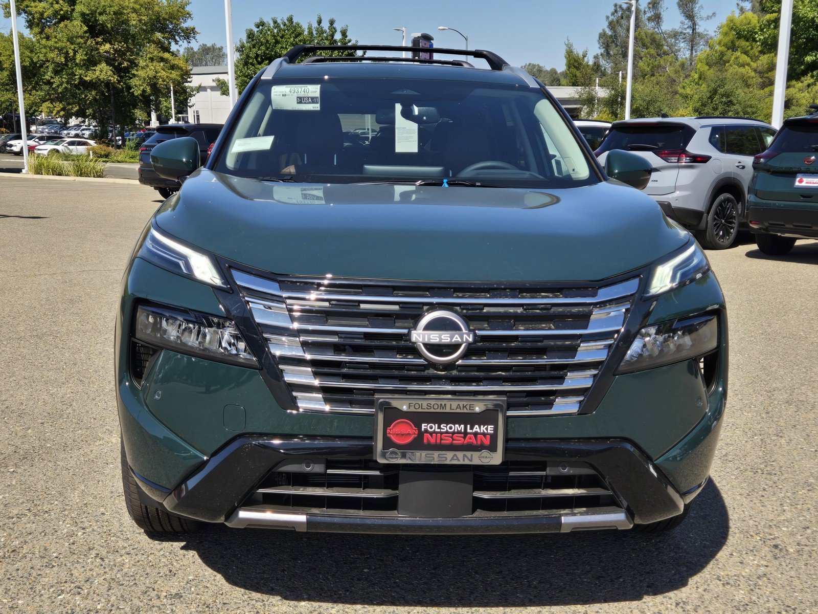 New 2026 Nissan Rogue Platinum w/ Platinum Premium Package AWD/4WD image 2