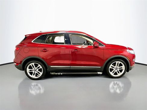 Used 2017 Lincoln MKC Reserve w/ Lincoln MKC Climate Package image 9