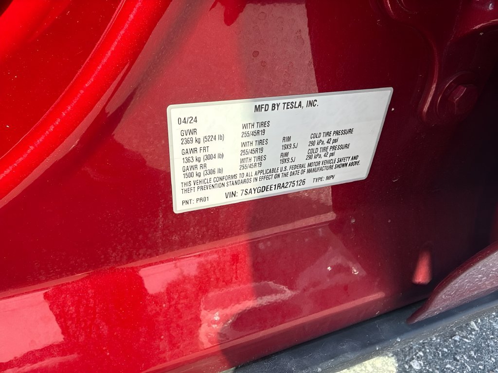 Used 2024 Tesla Model Y Long Range AWD/4WD image 30
