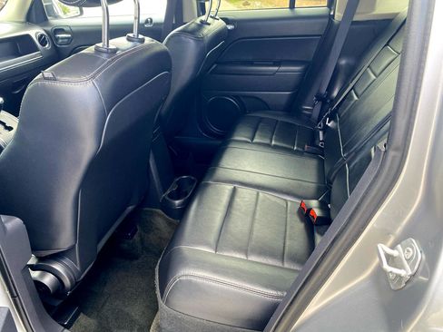 Used 2016 Jeep Patriot High Altitude image 13