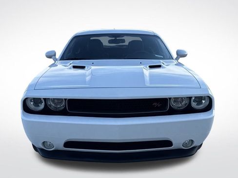 Used 2012 Dodge Challenger R/T image 9