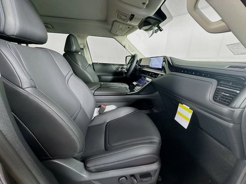 New 2026 INFINITI QX80 Pure w/ Cargo Package image 38