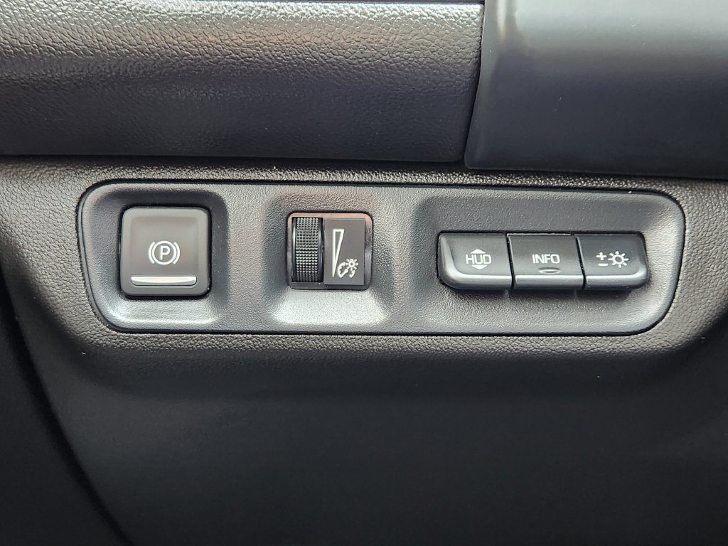 Used 2023 GMC Acadia Denali FWD image 12