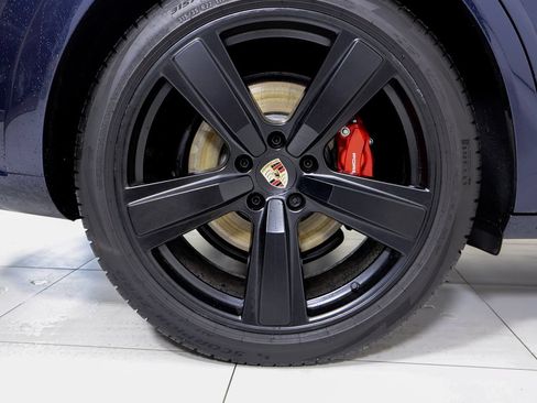 Certified 2026 Porsche Cayenne S AWD/4WD image 31