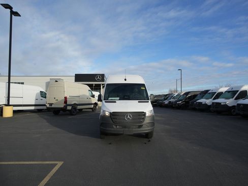 New 2026 Mercedes-Benz Sprinter 2500 image 2