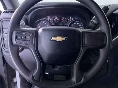 Used 2024 Chevrolet Silverado 1500 Custom image 16