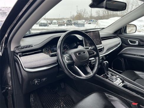 Used 2022 Jeep Compass Latitude w/ Convenience Group image 10