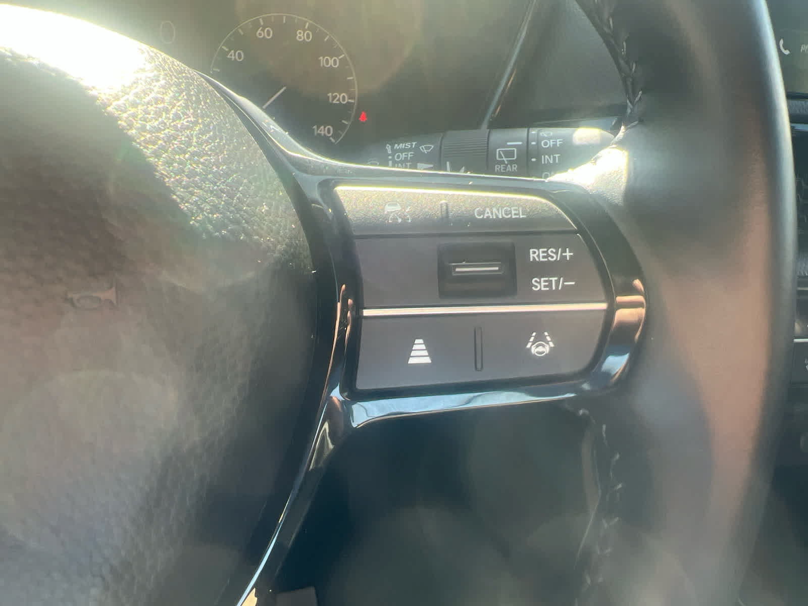 Used 2025 Honda CR-V EX-L image 18