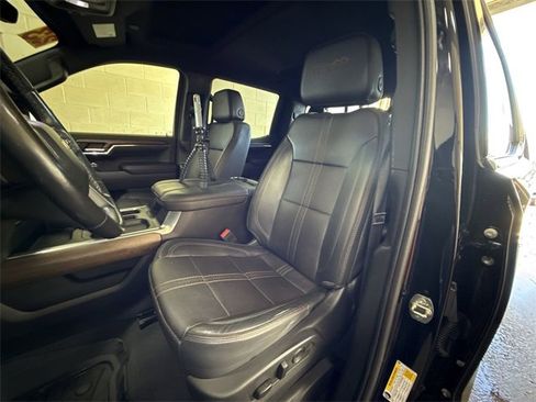 Certified 2023 Chevrolet Silverado 1500 High Country w/ Technology Package image 11