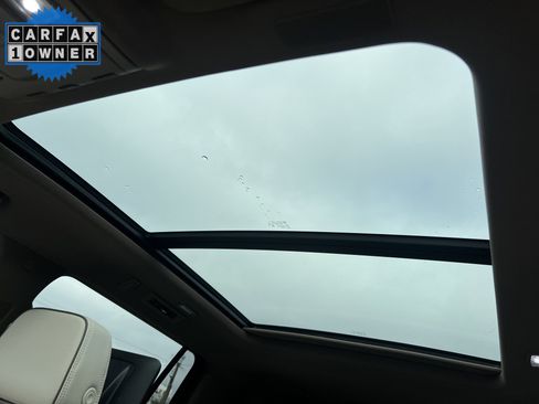 Used 2025 GMC Yukon XL Denali w/ Denali Reserve Package image 28